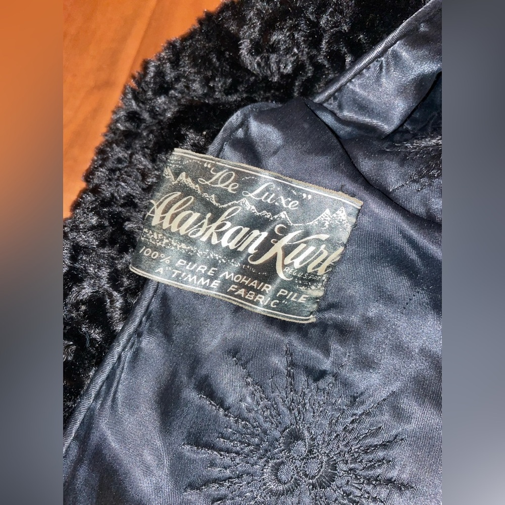 1930s Alaskan Kurl Black Mohair Coat - image 4